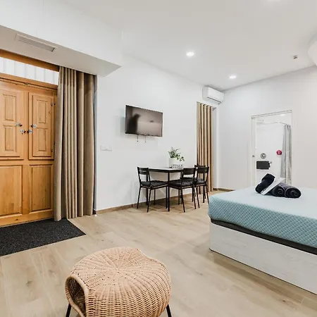 New - La Puerta De Olivo Apartamento